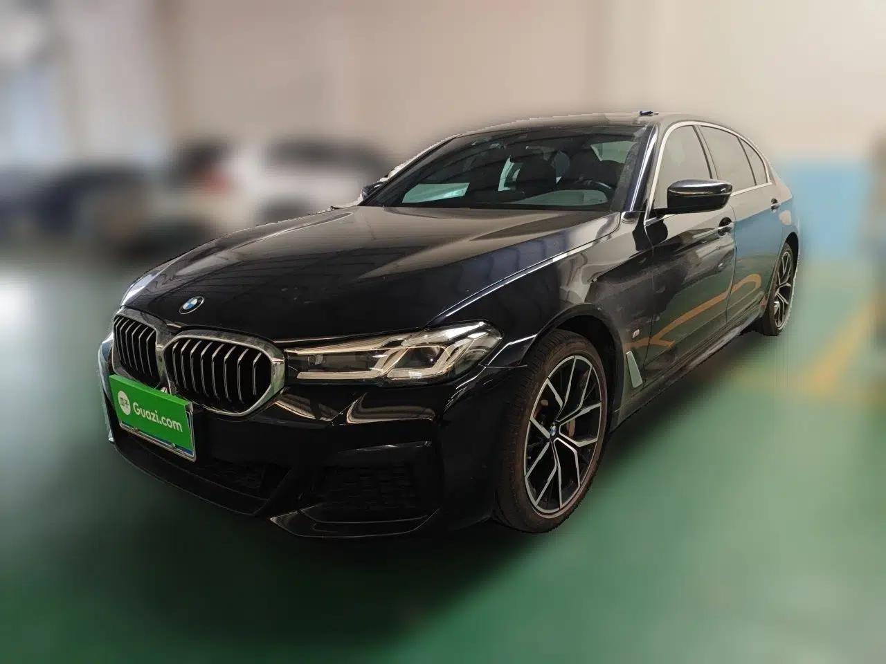 BMW 5 Series 2022 Second Facelift 530Li Luxury Version M Sport Package — миниатюра 1