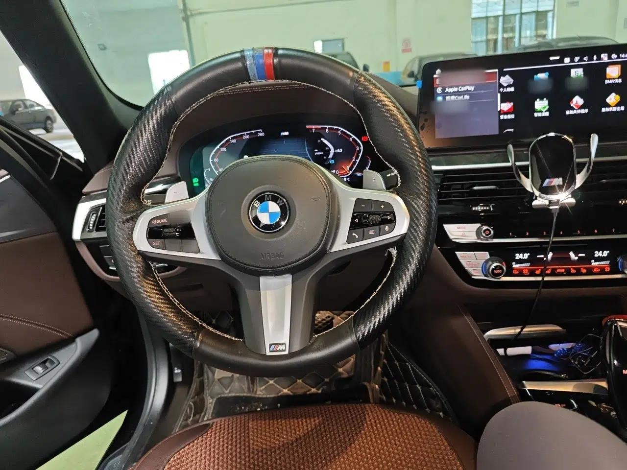 BMW 5 Series 2022 Second Facelift 530Li Luxury Version M Sport Package — миниатюра 10