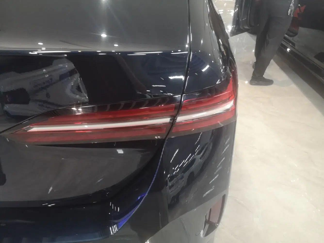 BMW 5 Series 2024 525Li M Sport Package — миниатюра 9