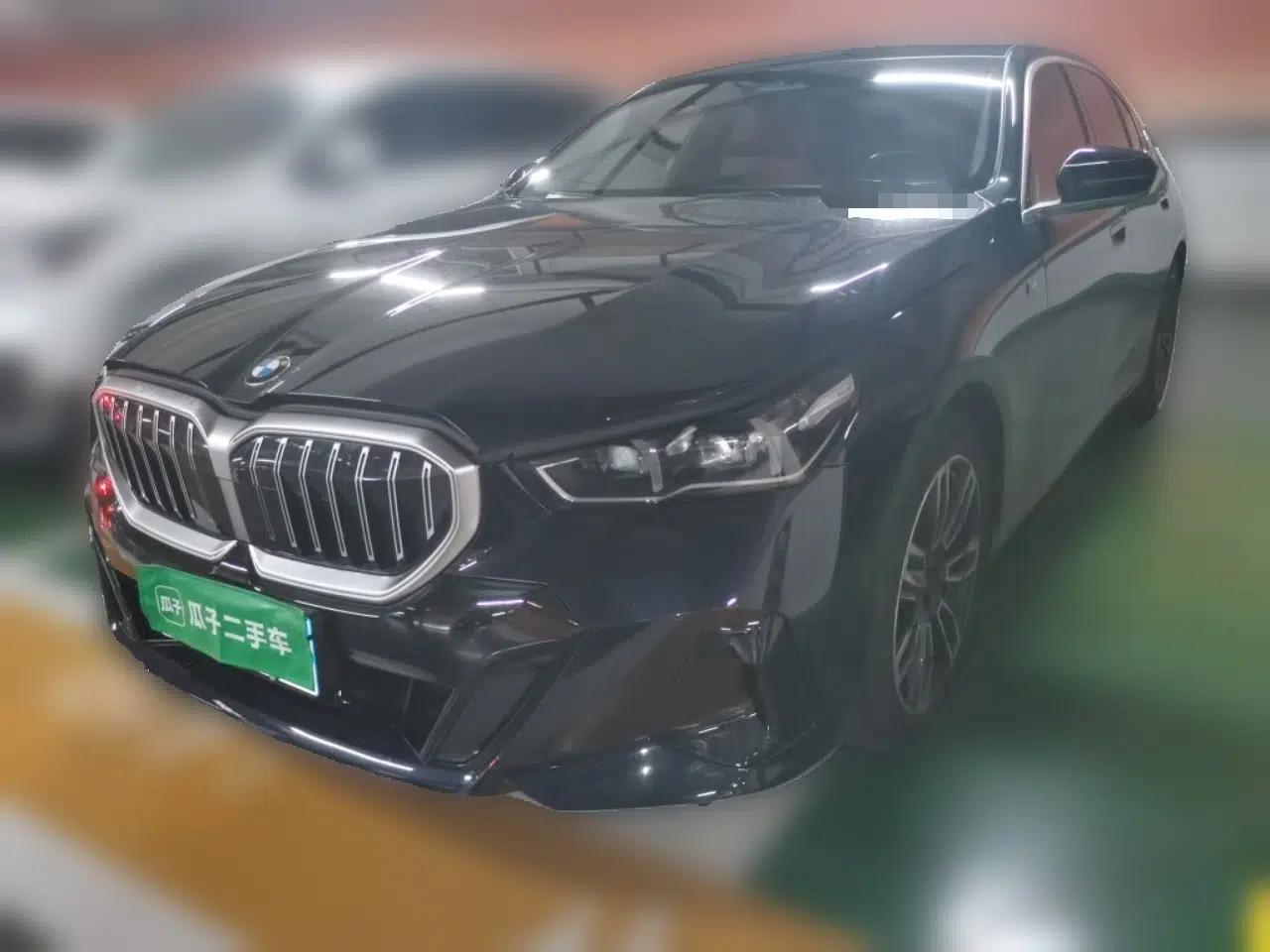 BMW 5 Series 2024 530Li Leading Model M Sport Package — миниатюра 1