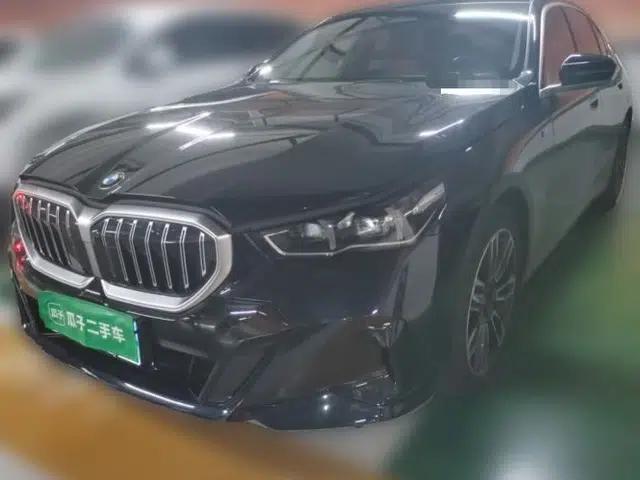 BMW 5 Series 2024 530Li Leading Model M Sport Package