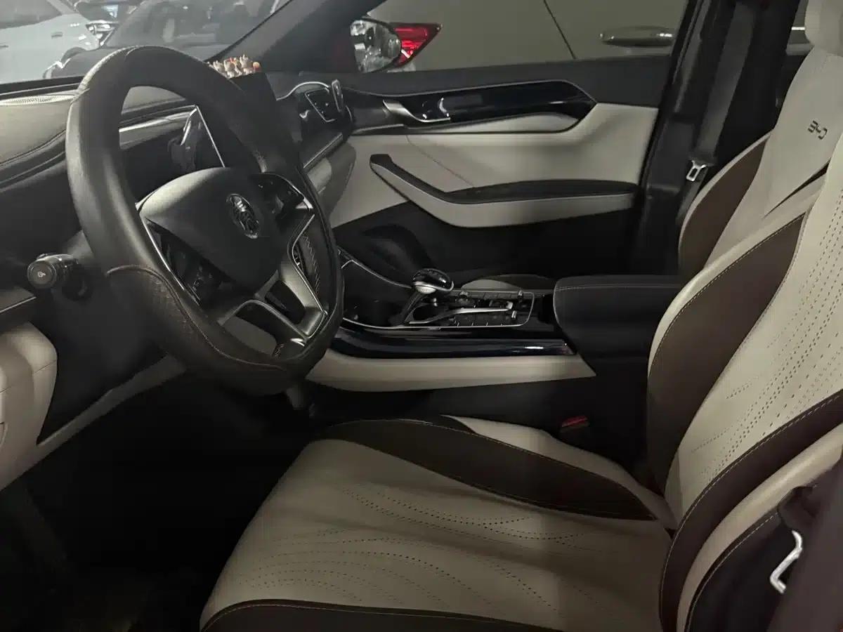 Qin PLUS 2021 EV 400KM Luxury Edition — миниатюра 5