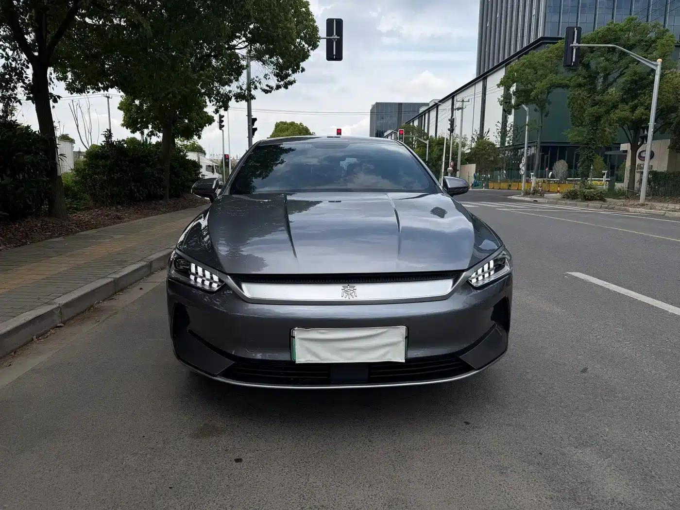 Qin PLUS 2024 Glory Edition EV 510KM Excellence — миниатюра 1