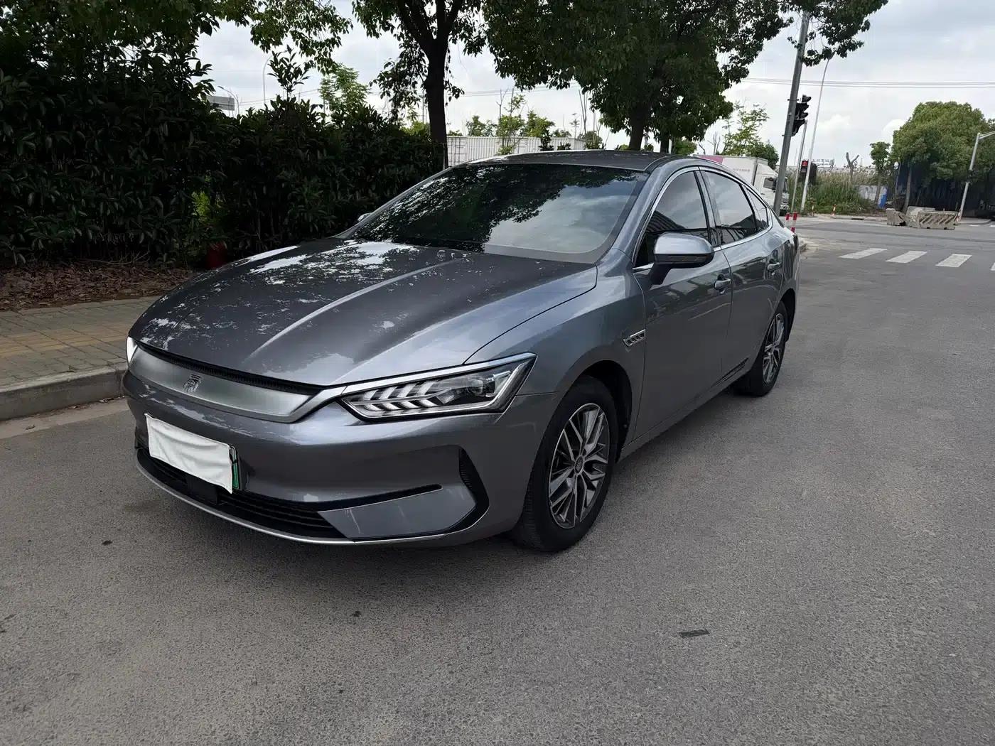 Qin PLUS 2024 Glory Edition EV 510KM Excellence — миниатюра 2