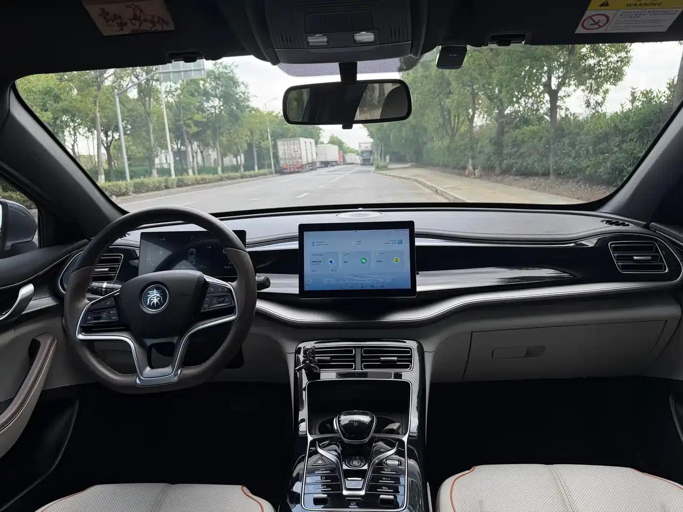 Qin PLUS 2024 Glory Edition EV 510KM Excellence — миниатюра 12