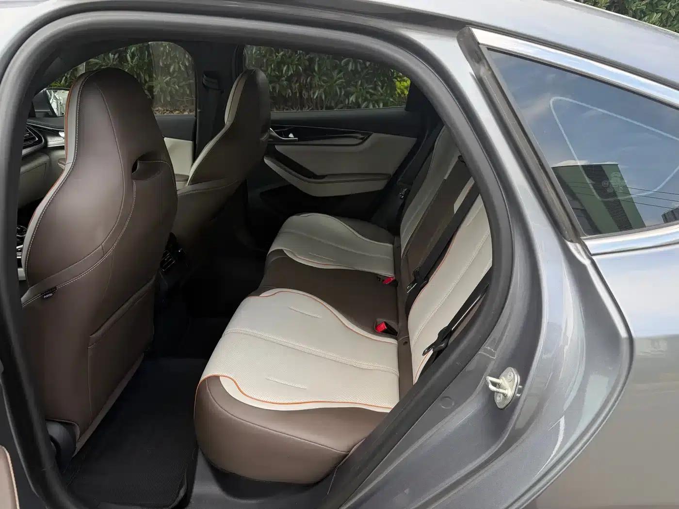 Qin PLUS 2024 Glory Edition EV 510KM Excellence — миниатюра 9