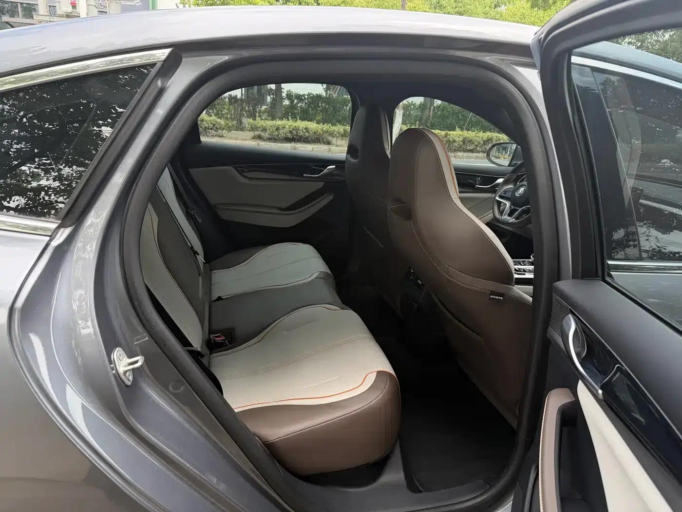 Qin PLUS 2024 Glory Edition EV 510KM Excellence — миниатюра 10