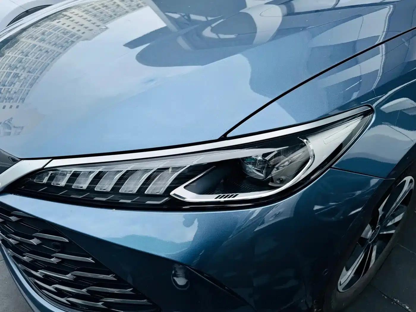 Qin PLUS 2025 DM-i Intelligent Driving Edition 120KM Superior Model — миниатюра 3
