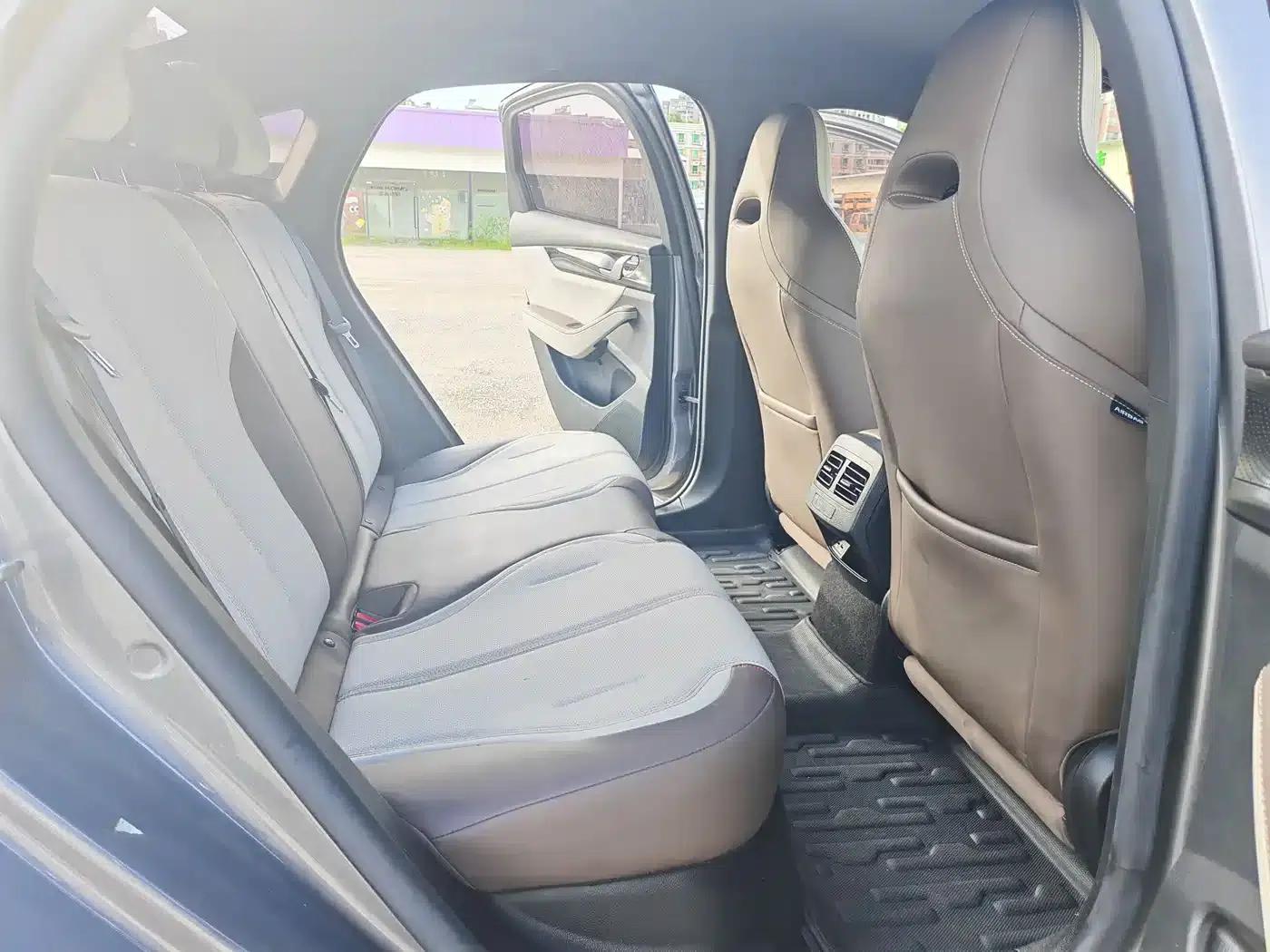 Qin PLUS 2024 Glory Edition DM-i 55KM Leading Model — миниатюра 11