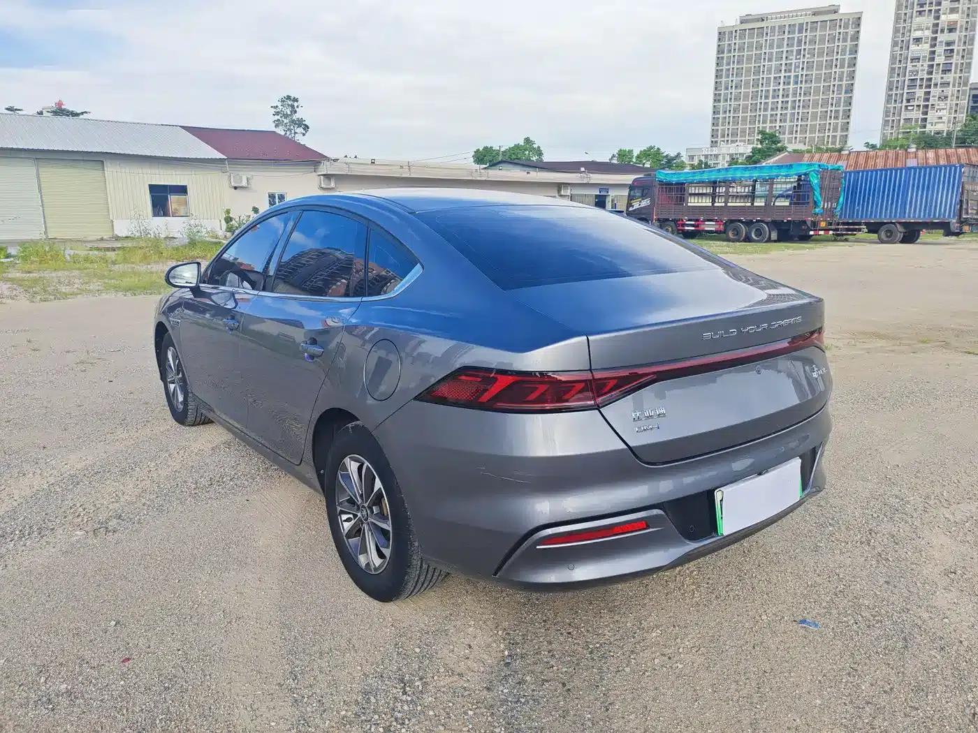 Qin PLUS 2024 Glory Edition DM-i 55KM Leading Model — миниатюра 14