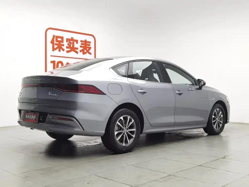 Qin PLUS 2023 Champion Edition DM-i 55KM Leading Model — миниатюра 2
