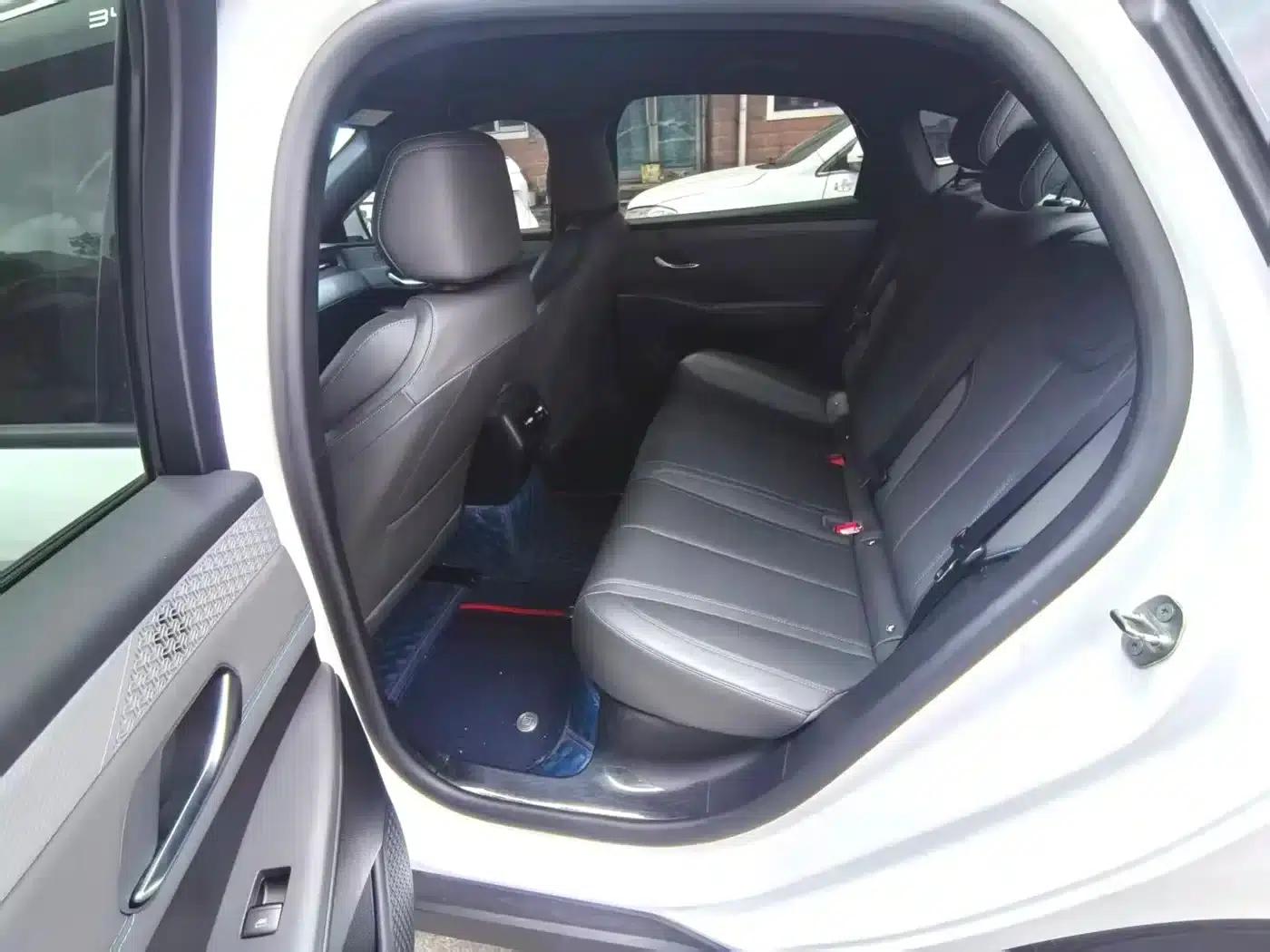 Qin PLUS 2025 DM-i Intelligent Driving Edition 55KM Superior Model — миниатюра 9