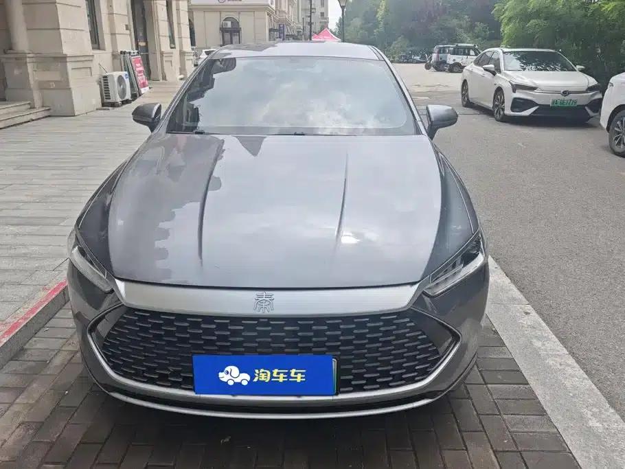 Qin PLUS 2023 Champion Edition DM-i 55KM Leading Model — миниатюра 2