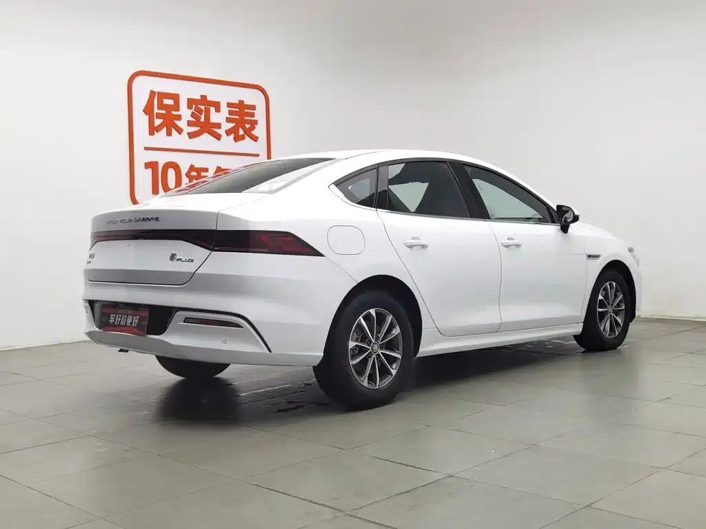 Qin PLUS 2023 Champion Edition DM-i 55KM Leading Model — миниатюра 2