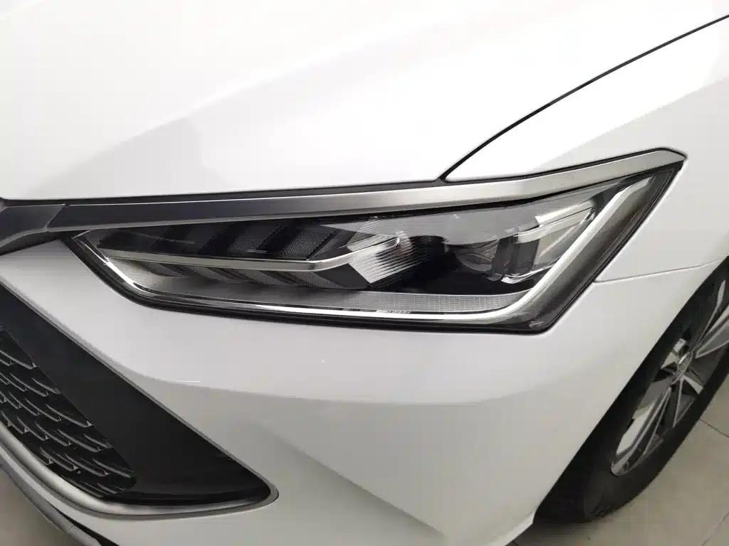 Qin PLUS 2023 Champion Edition DM-i 55KM Leading Model — миниатюра 7
