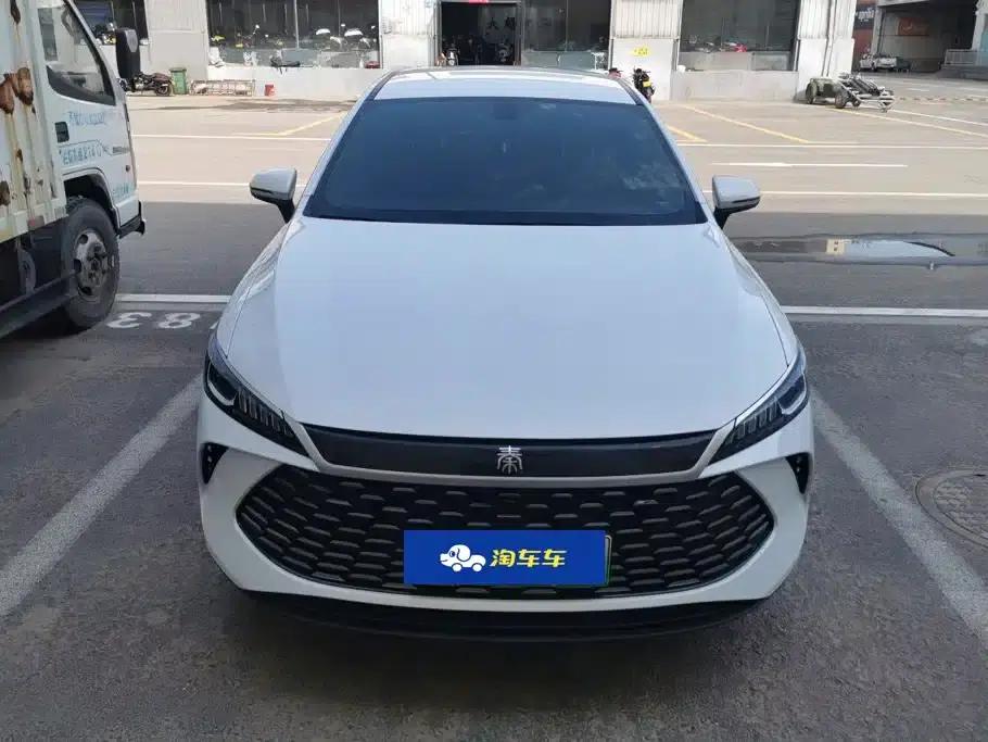 Qin PLUS 2025 DM-i Intelligent Driving Edition 55KM Leading Model — миниатюра 2