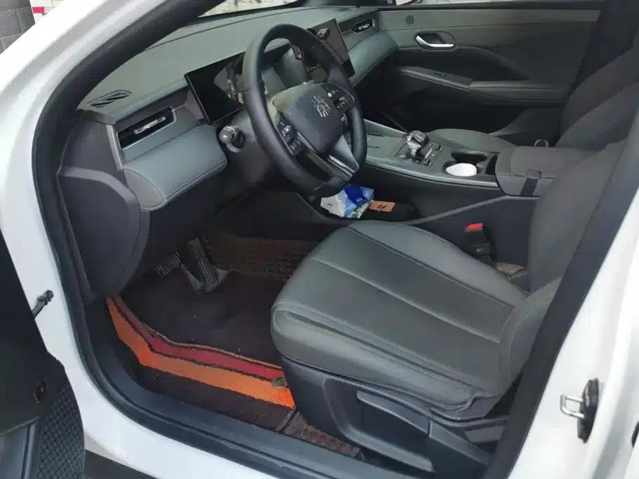 Qin PLUS 2025 DM-i Intelligent Driving Edition 55KM Leading Model — миниатюра 9