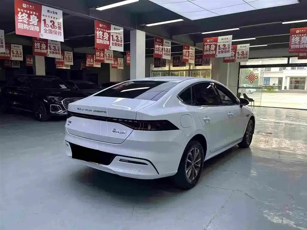 Qin PLUS 2024 Glory Edition DM-i 55KM Leading Model — миниатюра 8