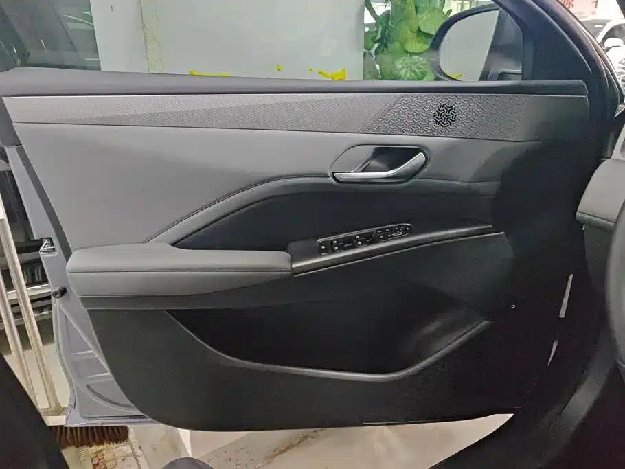 Qin PLUS 2025 EV Smart Driving Edition 510KM Leading Model — миниатюра 7