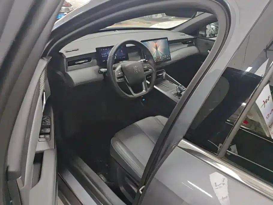 Qin PLUS 2025 EV Smart Driving Edition 510KM Leading Model — миниатюра 9