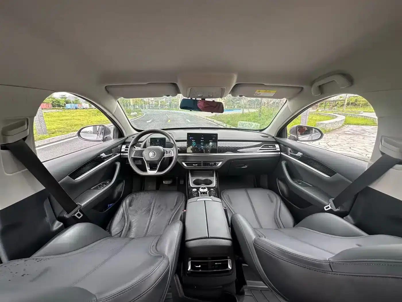Qin PLUS 2021 EV 400KM Leading Edition — миниатюра 12