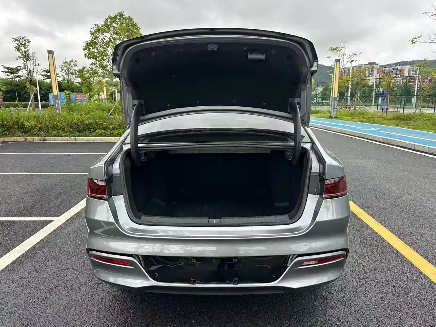 Qin PLUS 2021 EV 400KM Leading Edition — миниатюра 17