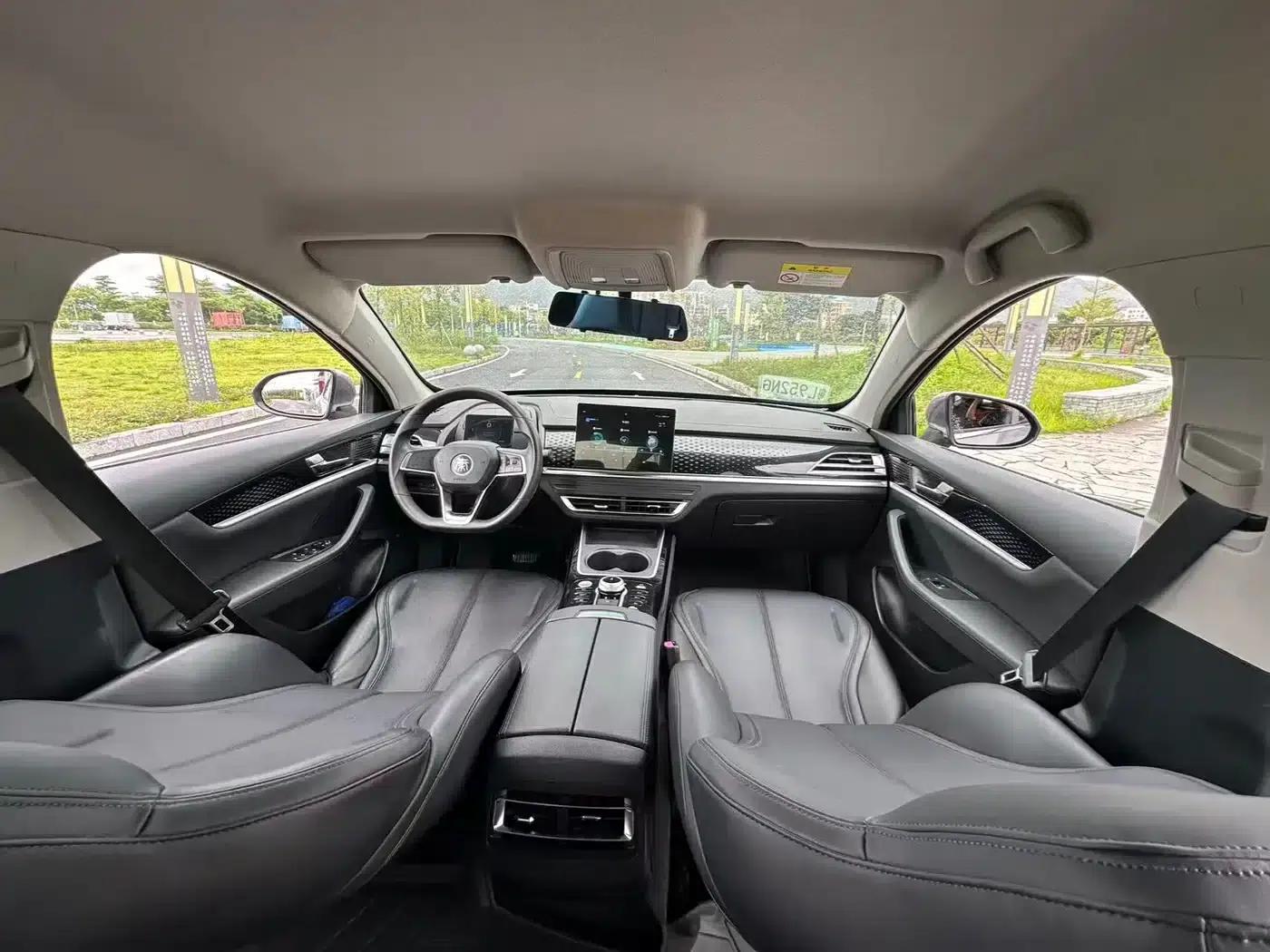 Qin PLUS 2021 EV 400KM Leading Edition — миниатюра 25