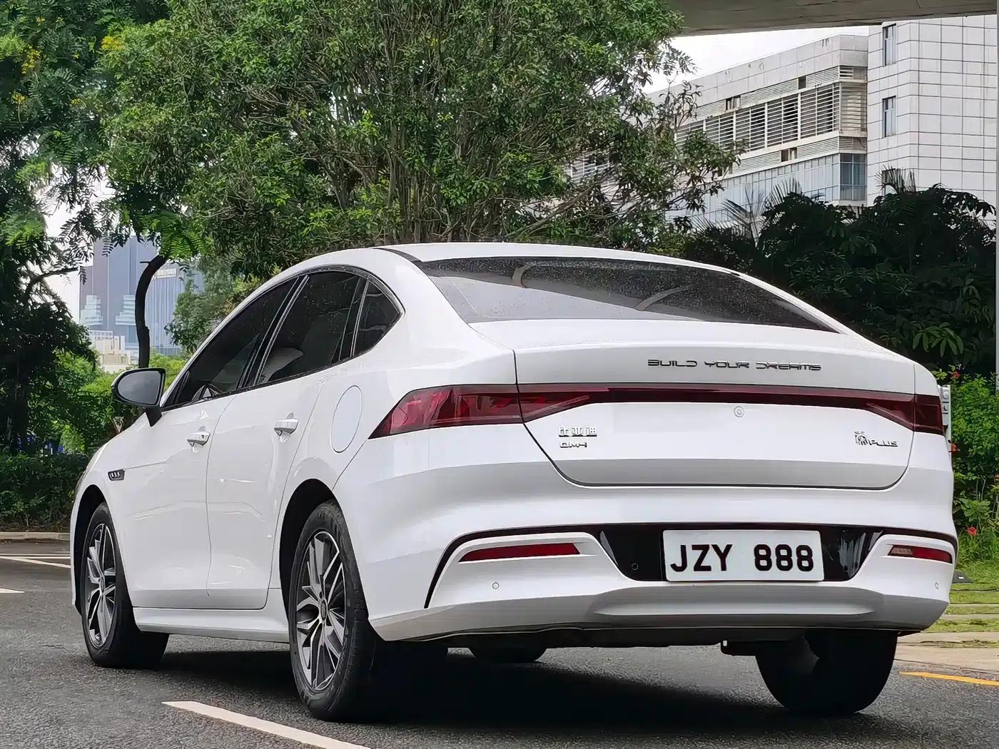 Qin PLUS 2021 DM-i 55KM Flagship Edition — миниатюра 5