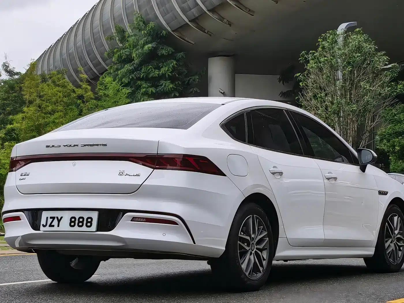 Qin PLUS 2021 DM-i 55KM Flagship Edition — миниатюра 7