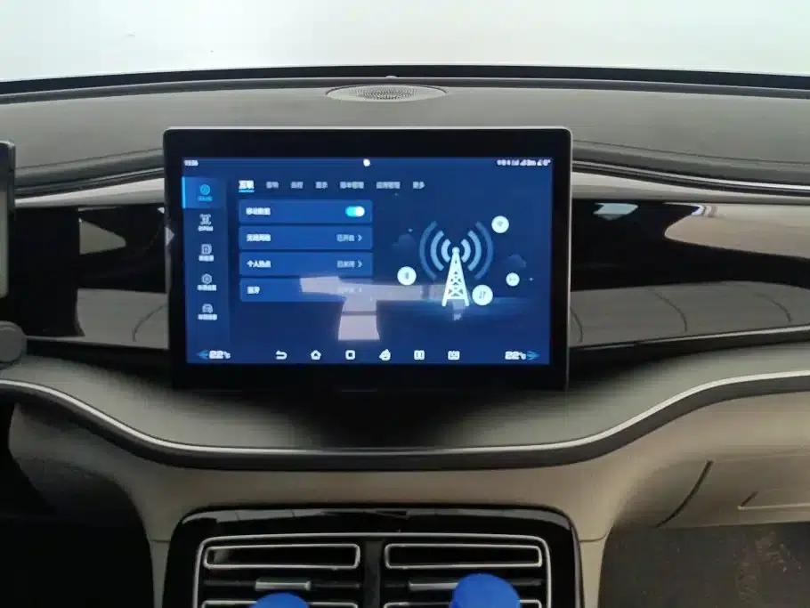 Qin PLUS 2023 Champion Edition DM-i 120KM Leading Model — миниатюра 13