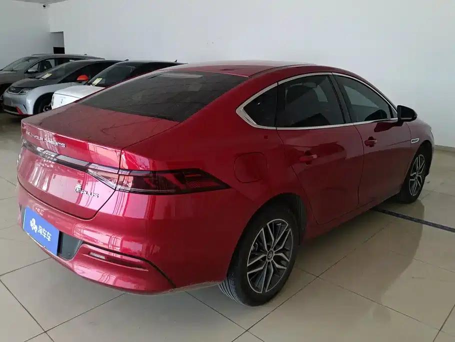 Qin PLUS 2023 Champion Edition DM-i 120KM Leading Model — миниатюра 3