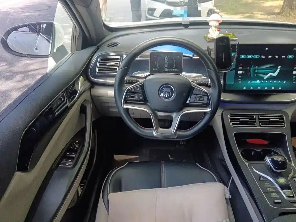 Qin PLUS 2021 DM-i 120KM Flagship Edition — миниатюра 11
