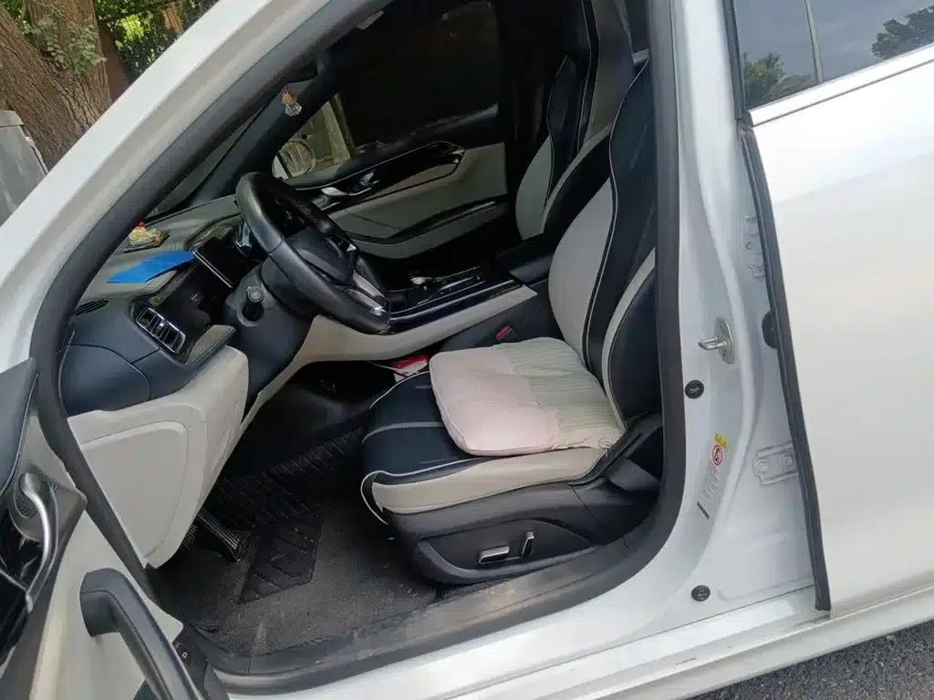 Qin PLUS 2021 DM-i 120KM Flagship Edition — миниатюра 16