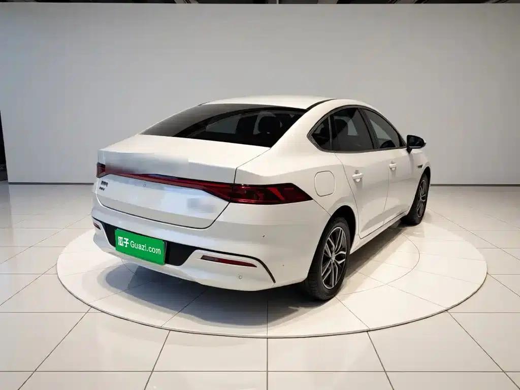 Qin PLUS 2021 DM-i 120KM Flagship Edition — миниатюра 6