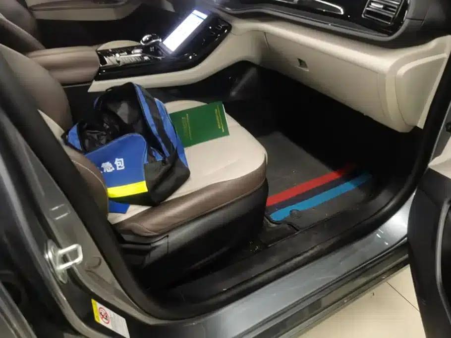 Qin PLUS 2024 Glory Edition DM-i 55KM Leading Model — миниатюра 8