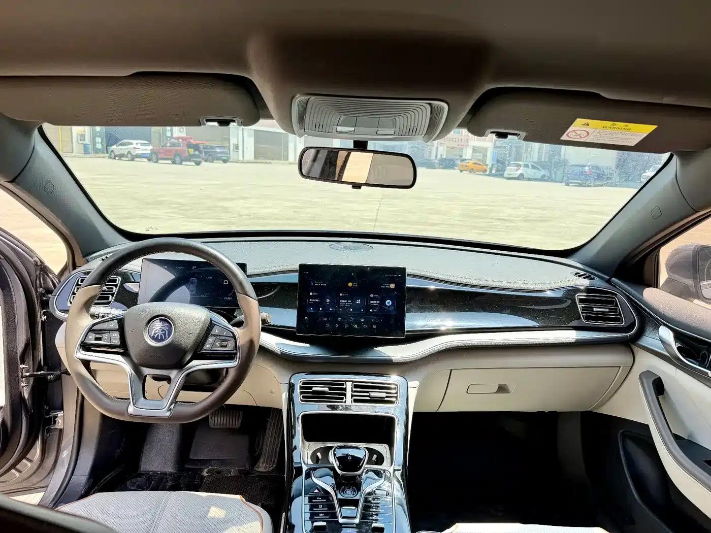 Qin PLUS 2023 Champion Edition EV 510KM Leading Model — миниатюра 4