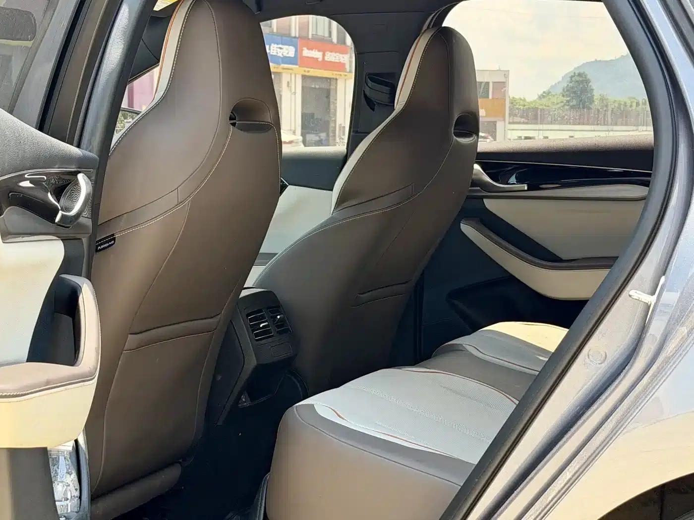 Qin PLUS 2023 Champion Edition EV 510KM Leading Model — миниатюра 7