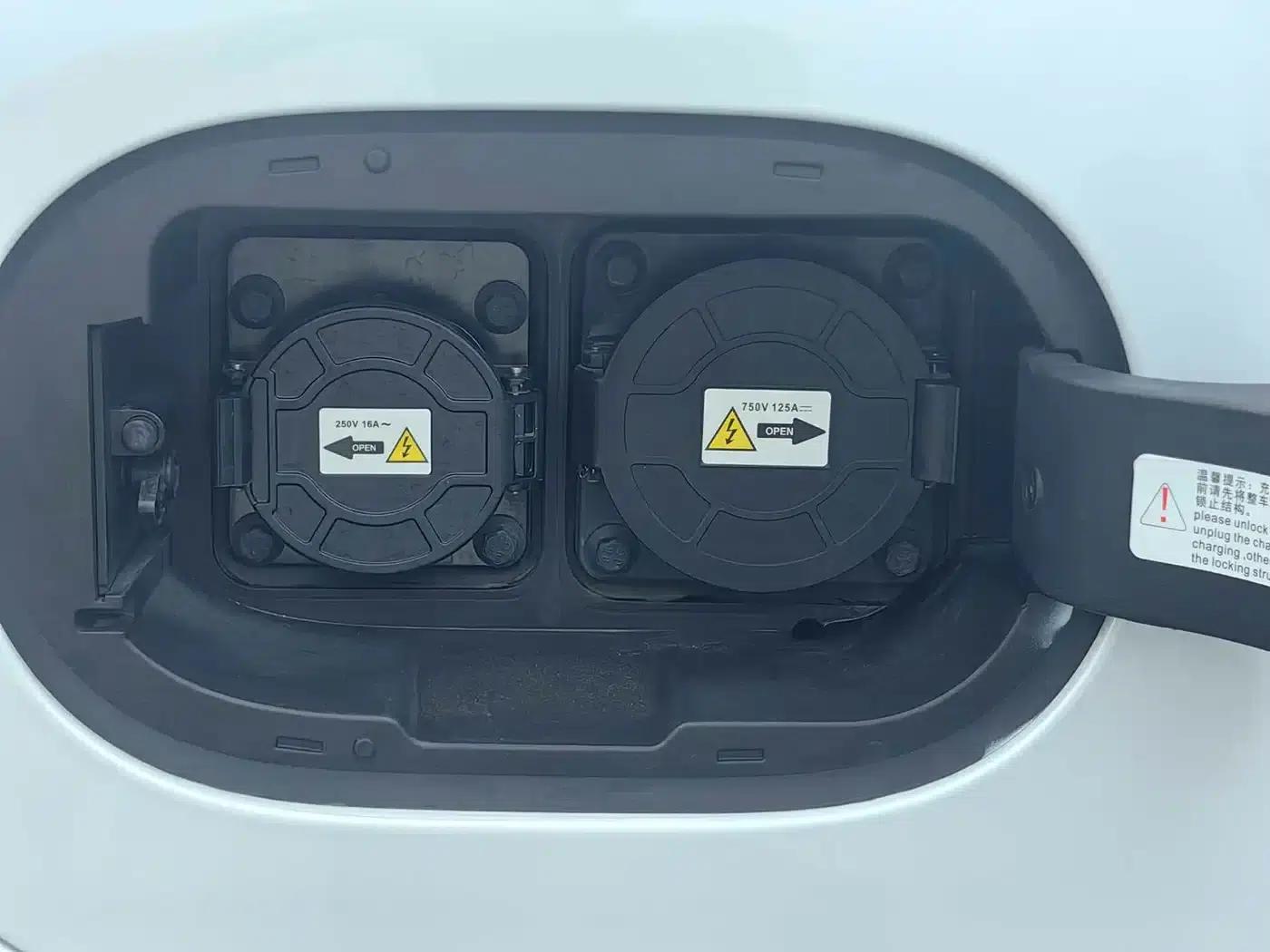 Qin PLUS 2023 Champion Edition DM-i 120KM Leading Model — миниатюра 12