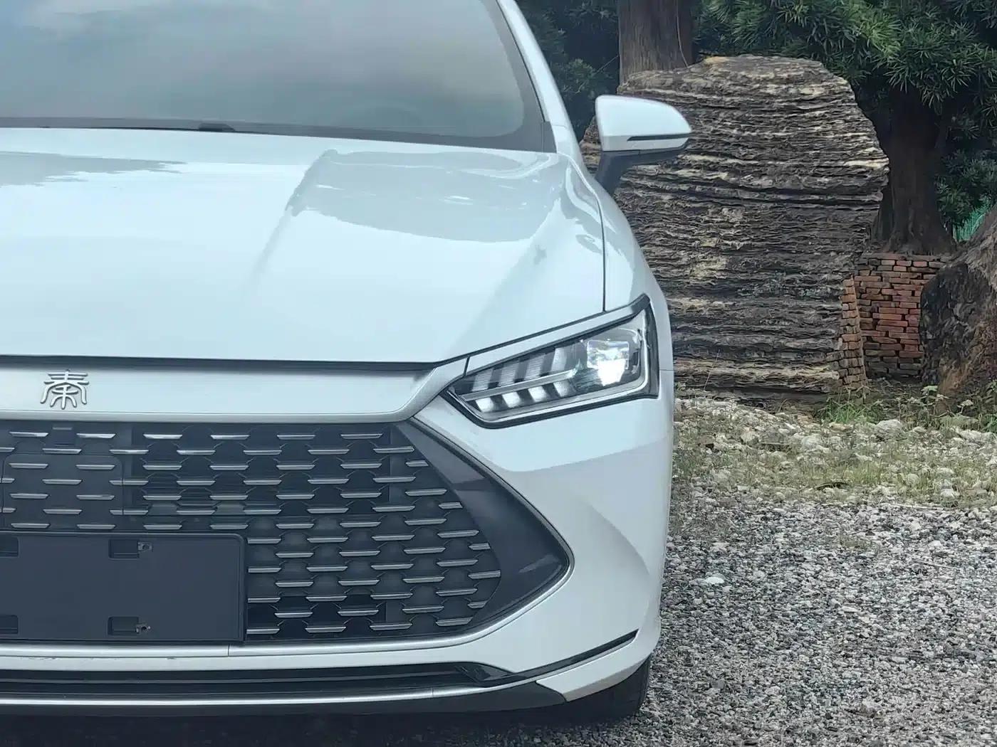 Qin PLUS 2023 Champion Edition DM-i 120KM Leading Model — миниатюра 4