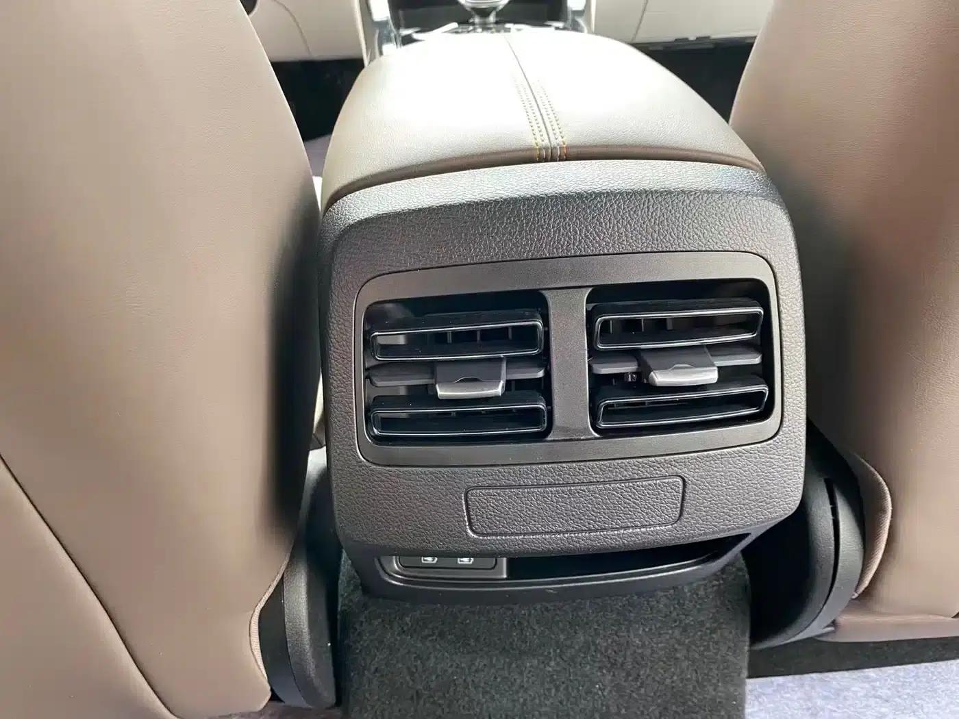 Qin PLUS 2024 Glory Edition DM-i 55KM Leading Model — миниатюра 11