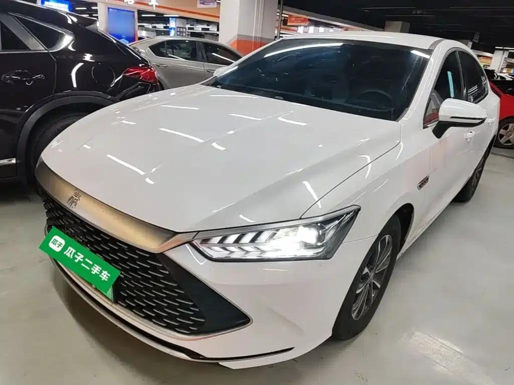 Qin PLUS 2024 Glory Edition DM-i 55KM Leading Model — миниатюра 1