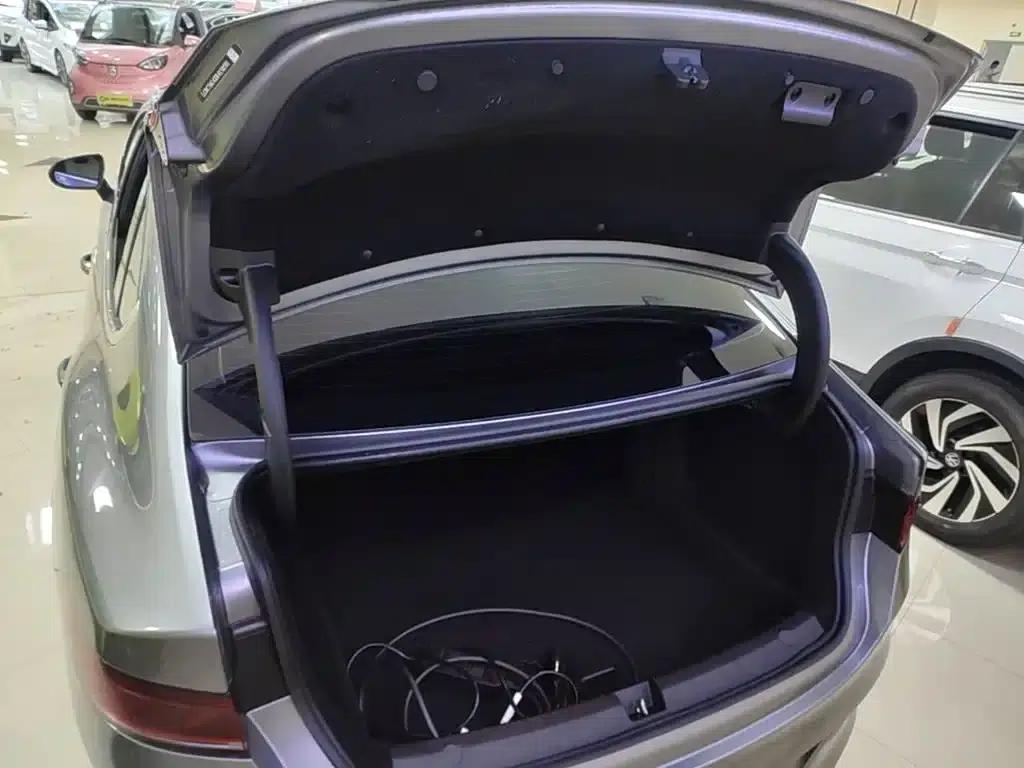Qin PLUS 2024 Glory Edition DM-i 55KM Leading Model — миниатюра 19