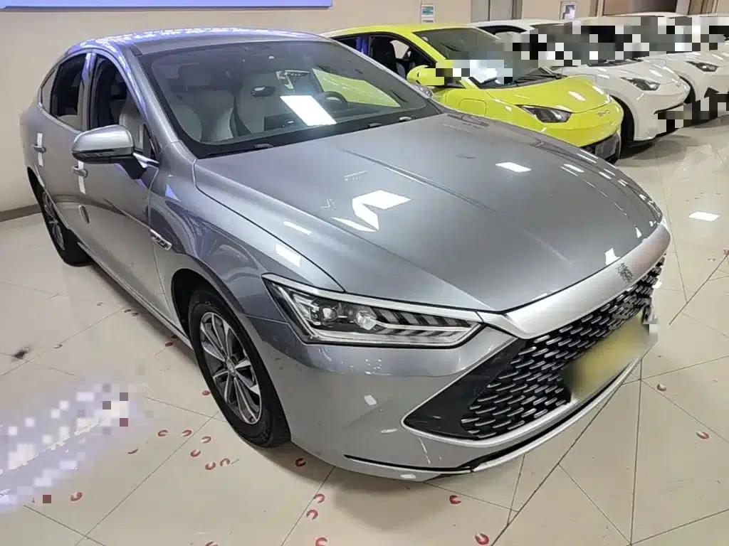 Qin PLUS 2024 Glory Edition DM-i 55KM Leading Model — миниатюра 4