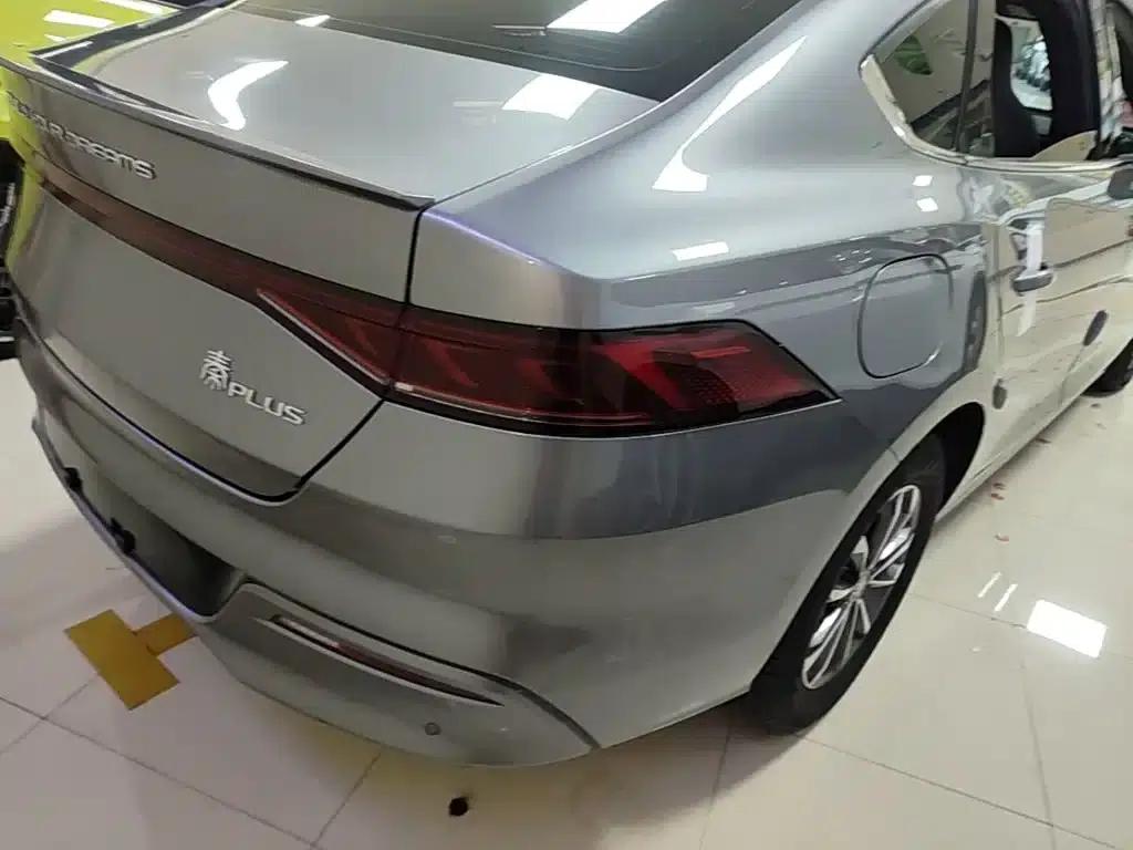 Qin PLUS 2024 Glory Edition DM-i 55KM Leading Model — миниатюра 8