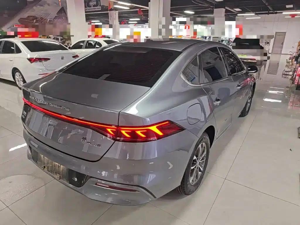 Qin PLUS 2023 Champion Edition DM-i 55KM Leading Model — миниатюра 7