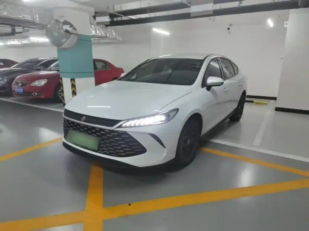 Qin PLUS 2025 DM-i Intelligent Driving Edition 55KM Leading Model — миниатюра 1
