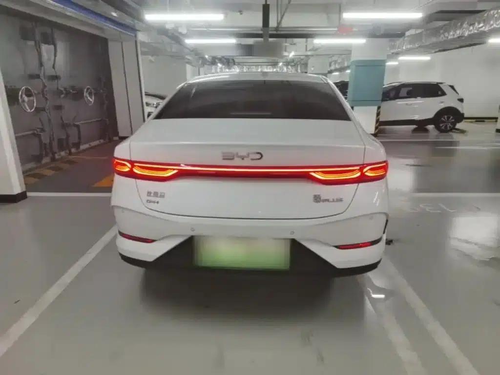 Qin PLUS 2025 DM-i Intelligent Driving Edition 55KM Leading Model — миниатюра 6