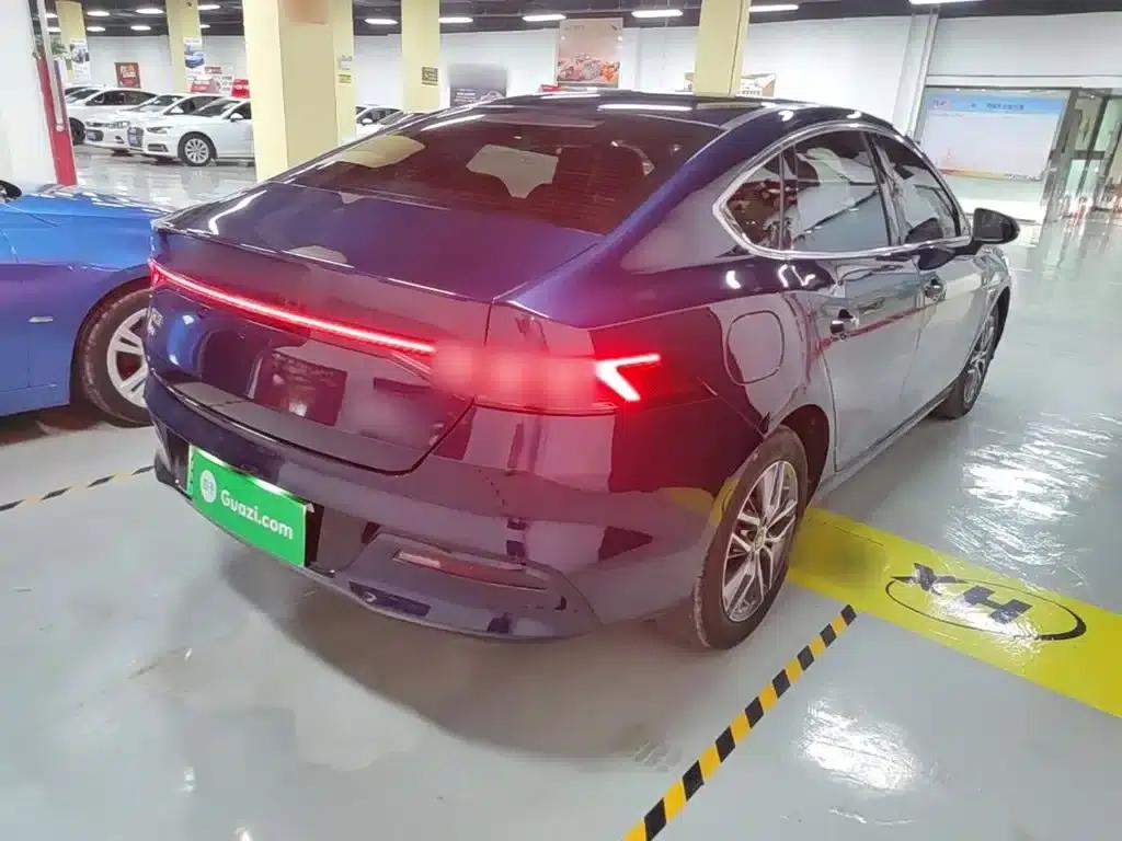 Qin PLUS 2023 Champion Edition DM-i 55KM Super Model — миниатюра 7