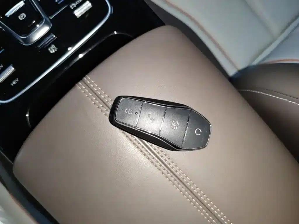 Qin PLUS 2023 Champion Edition DM-i 55KM Super Model — миниатюра 9