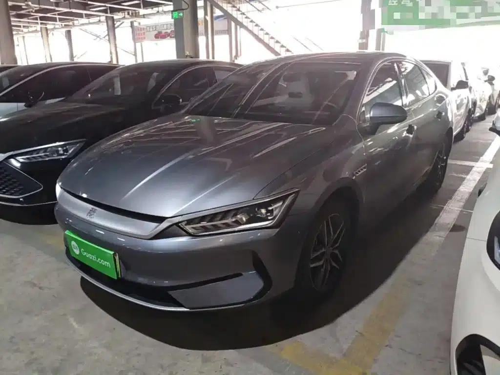Qin PLUS 2024 Glory Edition EV 420KM Leading Model — миниатюра 2